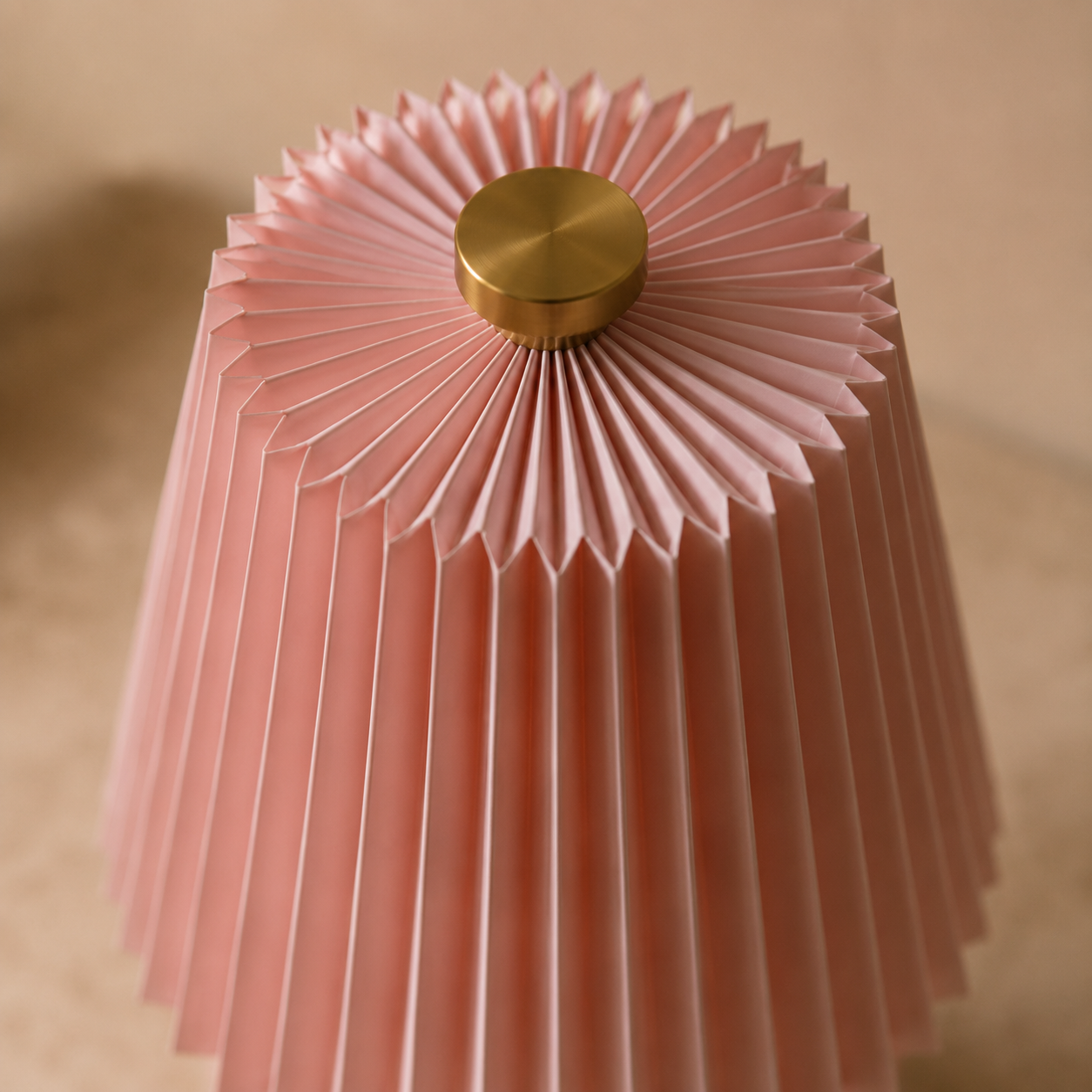 Rechargeable Pleated Table Lamp
